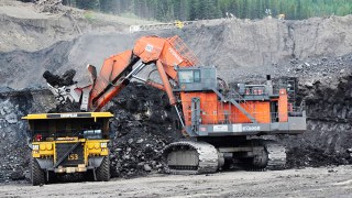 l’exploitation-abusif-des-sous-sols-des-pays-africains-energy-brule-mine