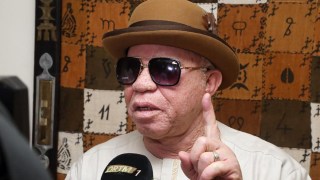 Star du showbiz mondial et membre du CNT, Salif Kéita est déterminé réchauffer le projet d’intégration Mali-Guinée