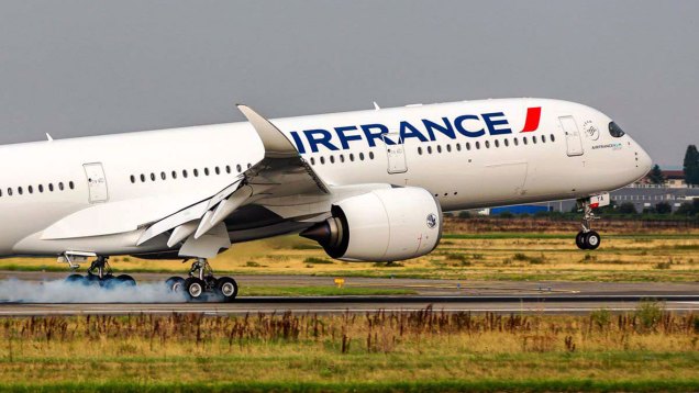 Aeronet_AirFrance_A350_1er_atterrisage