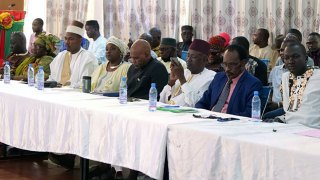 partis-politiques-administration