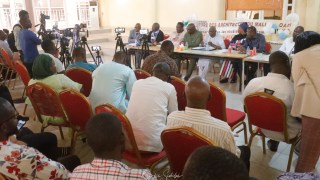 Conférence de presse de l&rsquo;OAM: osons passer de la production de diplômes et de sans-emploi, à la production de savoir-faire architectural ! Crédit photo © Boub’s SiDiBÉ | digital Studio