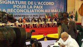 signature-Accord-d’Alger-pour-la-Paix-au-Mali–Bamako