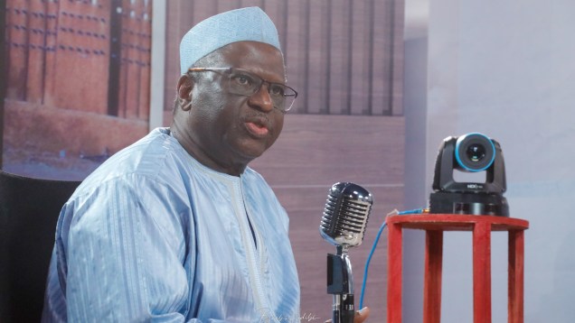 12 Me Mountaga TALL devant Le Grand Jury de Renouveau TV-067