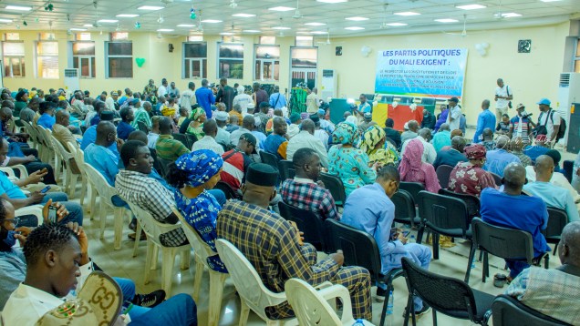 WATI-SERA-Le-peuple-se-lève-pour-la-démocratie-Mali-La-Transition-avait-elle-prévu-ça-37